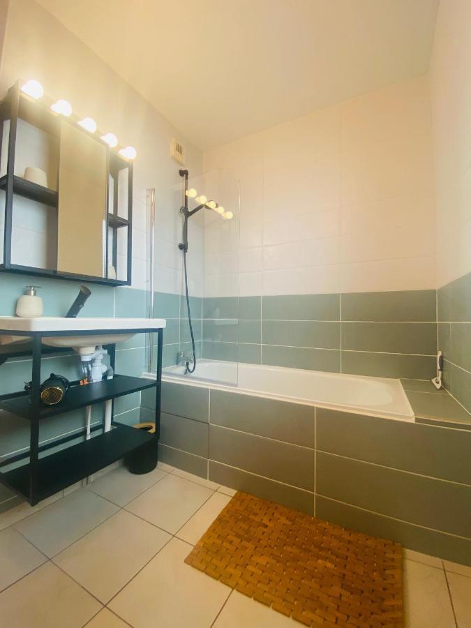 Le Rosa Bonheur Apartment Nantes Exterior photo